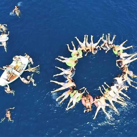 فندق Rhythm Floating Accom - سبليت المظهر الخارجي الصورة